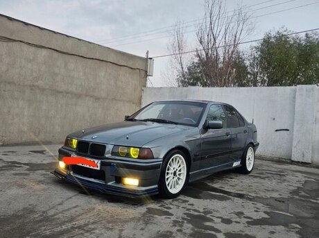 BMW 320 1995