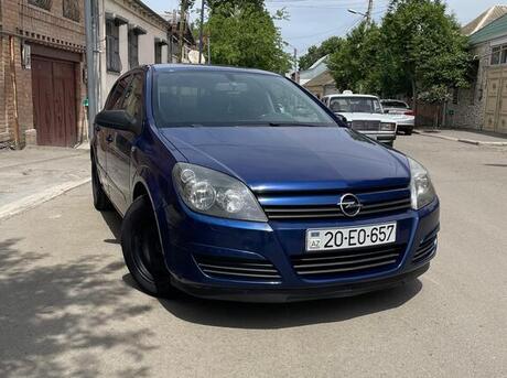 Opel Astra 2005