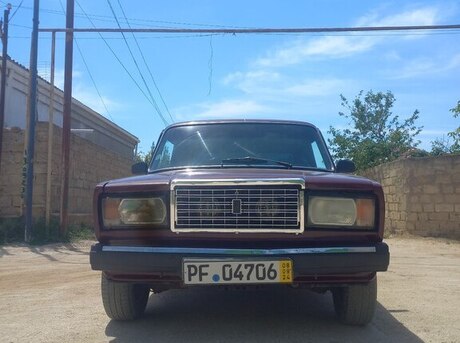 LADA (VAZ) 2107 2000