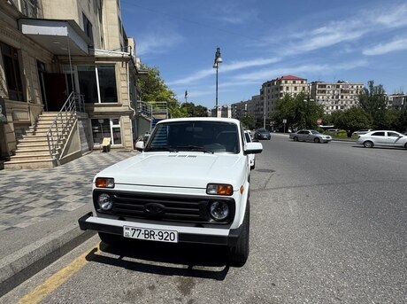 LADA (VAZ) Niva