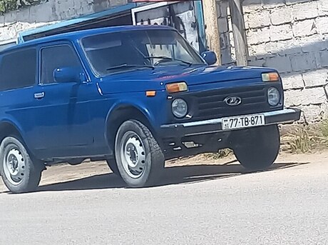 LADA (VAZ) Niva 1999