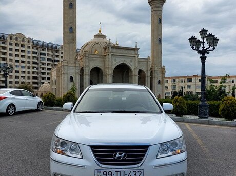 Hyundai Sonata 2009