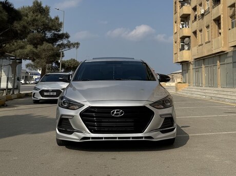 Hyundai Elantra 2017