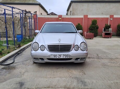 Mercedes E 200 1999