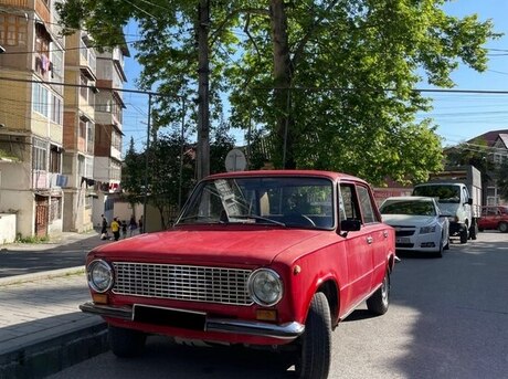 LADA (VAZ) 21011 1975
