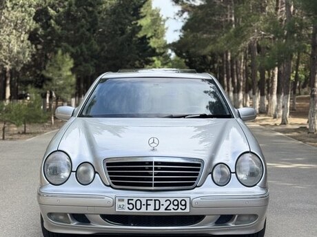 Mercedes E 270 2001