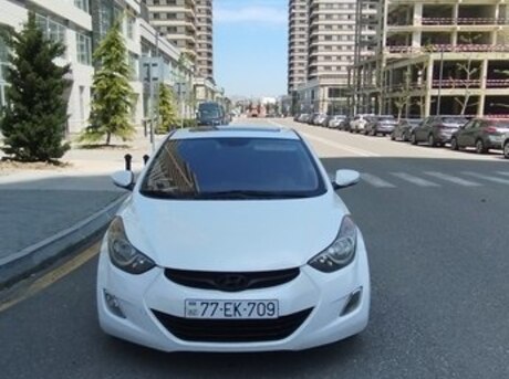 Hyundai Elantra 2012