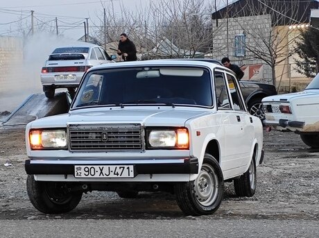 LADA (VAZ) 2107 2010