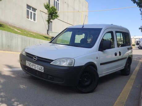 Opel Combo 2010