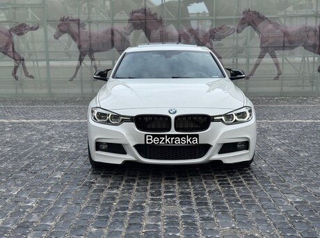 BMW 330e