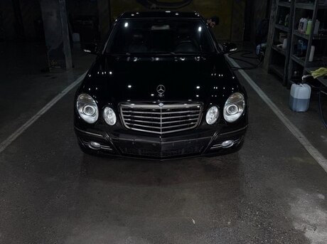 Mercedes E 280
