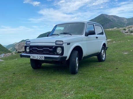 LADA (VAZ) Niva 2012
