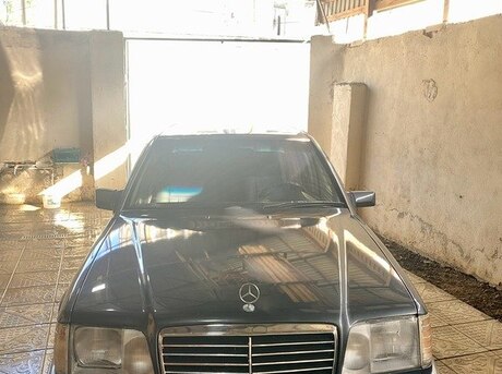 Mercedes E 220 1994