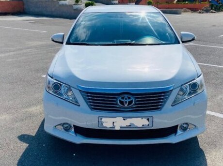 Toyota Camry 2013