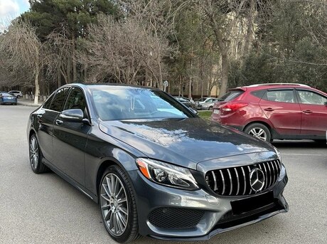 Mercedes C 300 4MATIC 2015