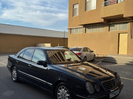 Mercedes E 200 d 2001