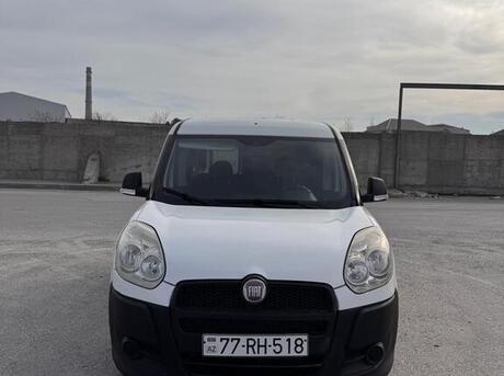 Fiat Doblo 2012