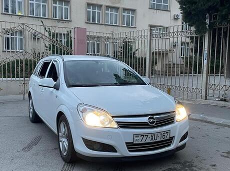 Opel Astra 2009