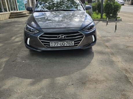 Hyundai Elantra 2018