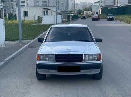 Mercedes 190 1989
