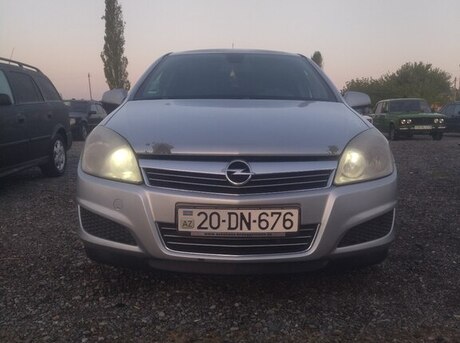 Opel Astra 2007