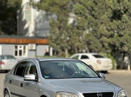 Opel Astra 2000