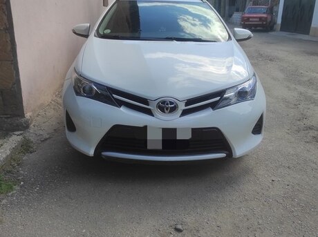 Toyota Auris 2014