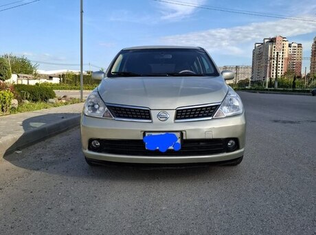 Nissan Tiida 2008