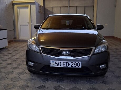 Kia Ceed 2011