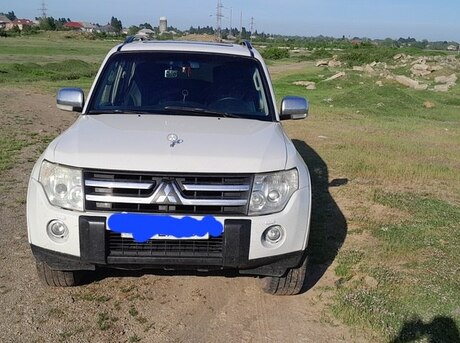 Mitsubishi Pajero 2008