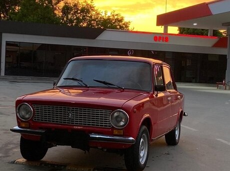 LADA (VAZ) 21011 1984