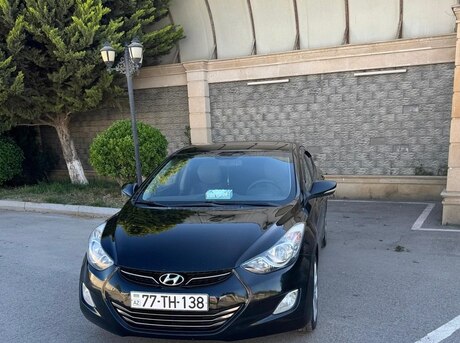 Hyundai Elantra 2011