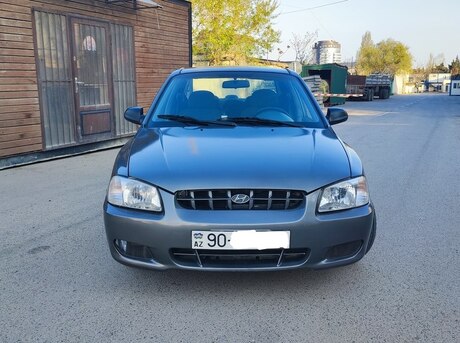 Hyundai Accent 2001