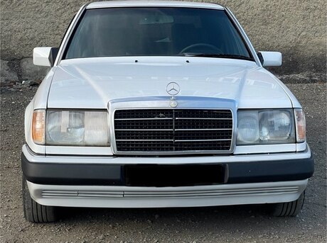 Mercedes E 220 1993