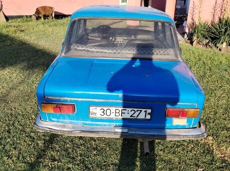 LADA (VAZ) 21011 1985