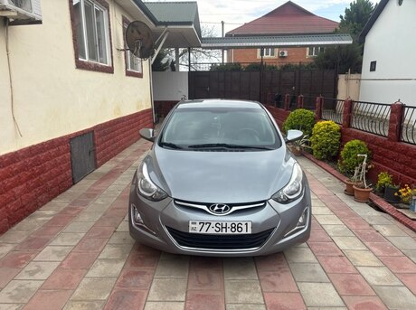 Hyundai Elantra 2015
