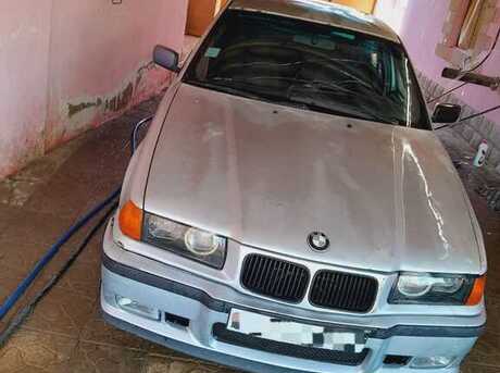 BMW 318 1994