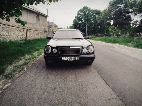 Mercedes E 230 1996