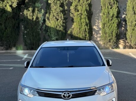 Toyota Camry 2014