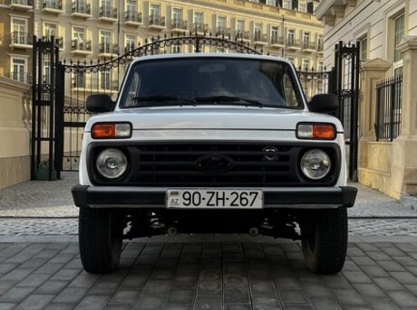 LADA (VAZ) Niva 2012