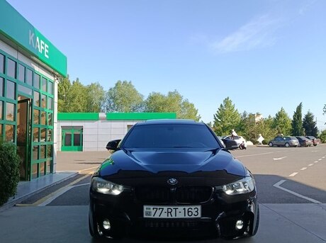 BMW 328 2016
