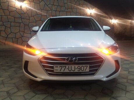 Hyundai Elantra 2017