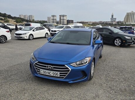Hyundai Elantra 2016
