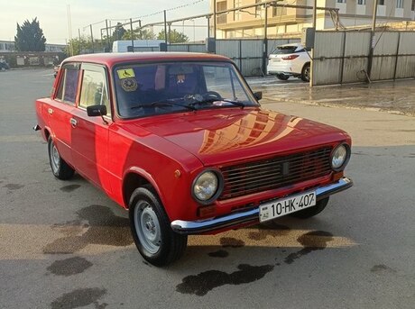 LADA (VAZ) 21011 1981