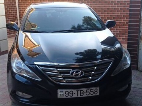 Hyundai Sonata 2011