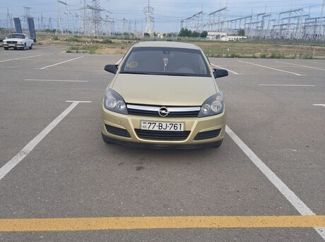 Opel Astra 2004