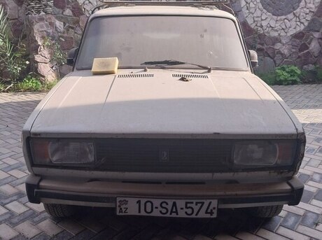 LADA (VAZ) 2104 2000