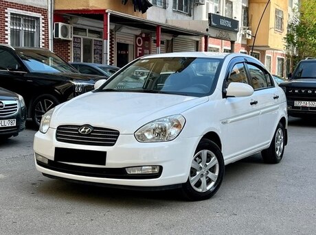 Hyundai Accent 2010