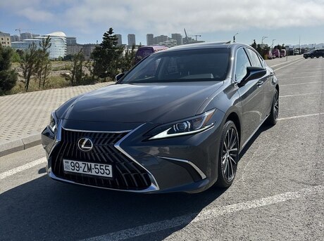 Lexus ES 200 2022