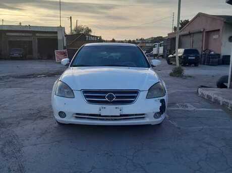 Nissan Altima 2004
